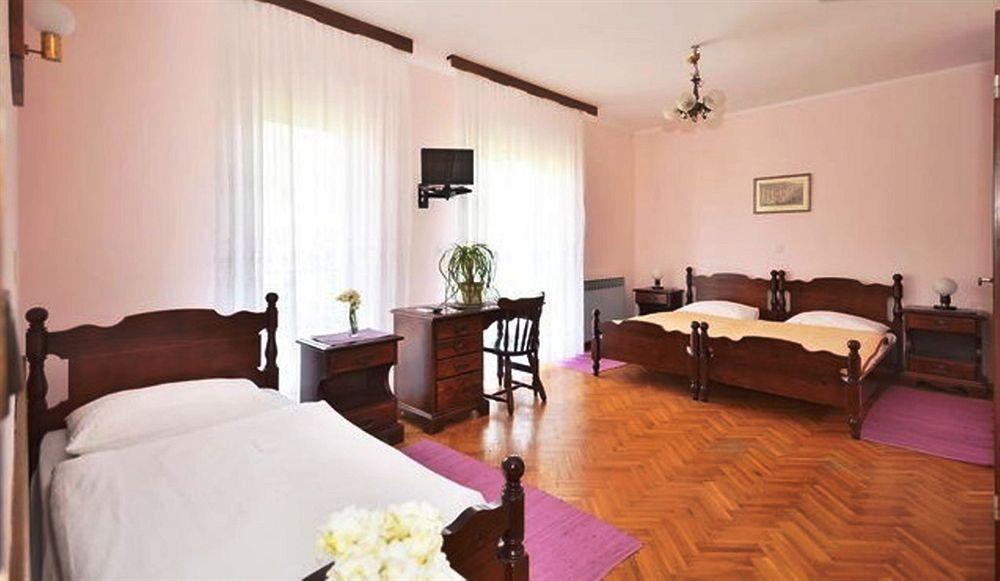 Appartamento Pansion Dioklecijan Podstrana Esterno foto