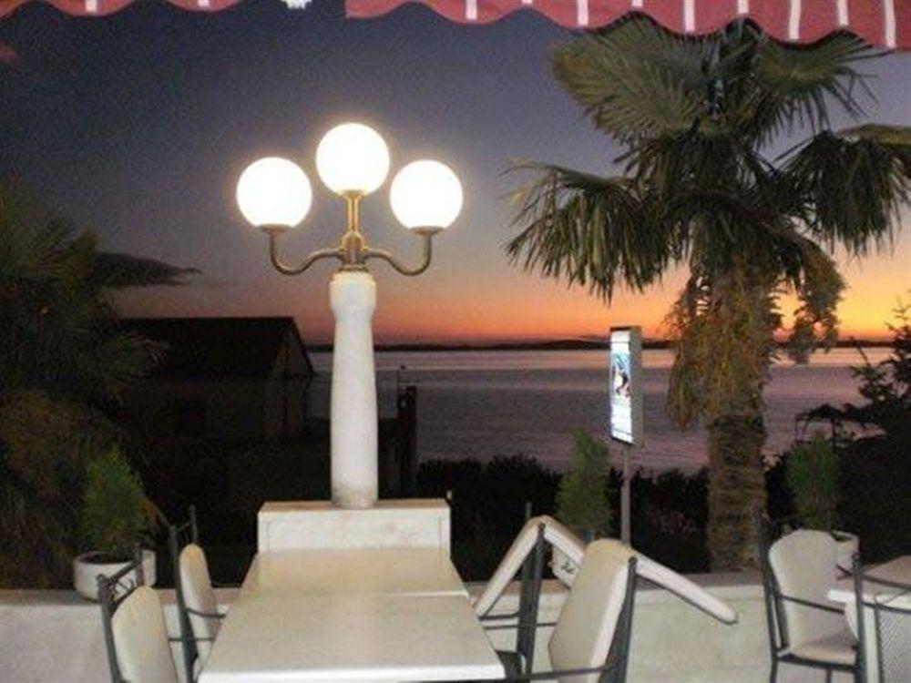 Appartamento Pansion Dioklecijan Podstrana Esterno foto
