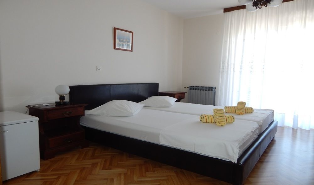 Appartamento Pansion Dioklecijan Podstrana Esterno foto