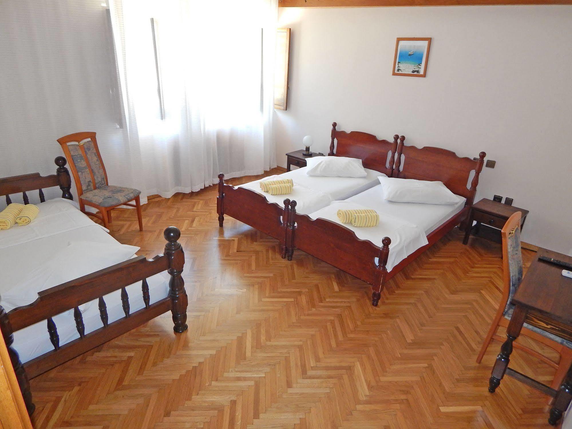 Appartamento Pansion Dioklecijan Podstrana Esterno foto